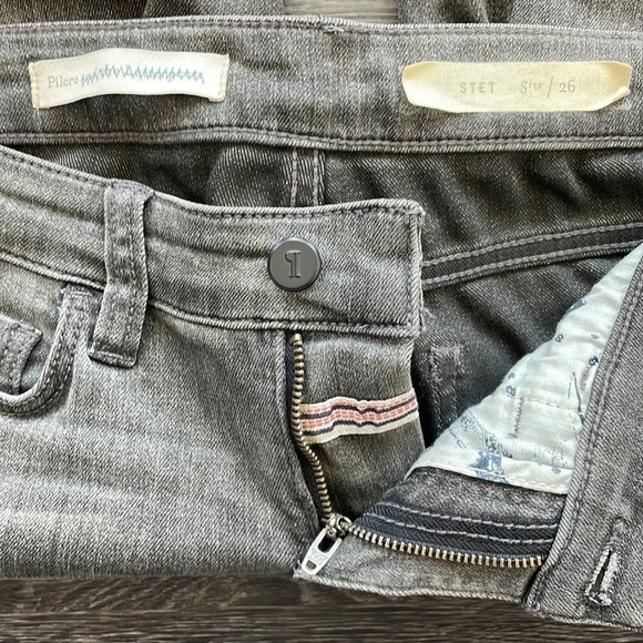Sz26 Anthropologie Pilcro Stet Denim in faded grey GUC - Picture 8 of 8
